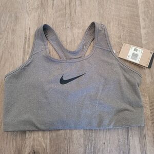 NWT Nike 1x Sports Bra